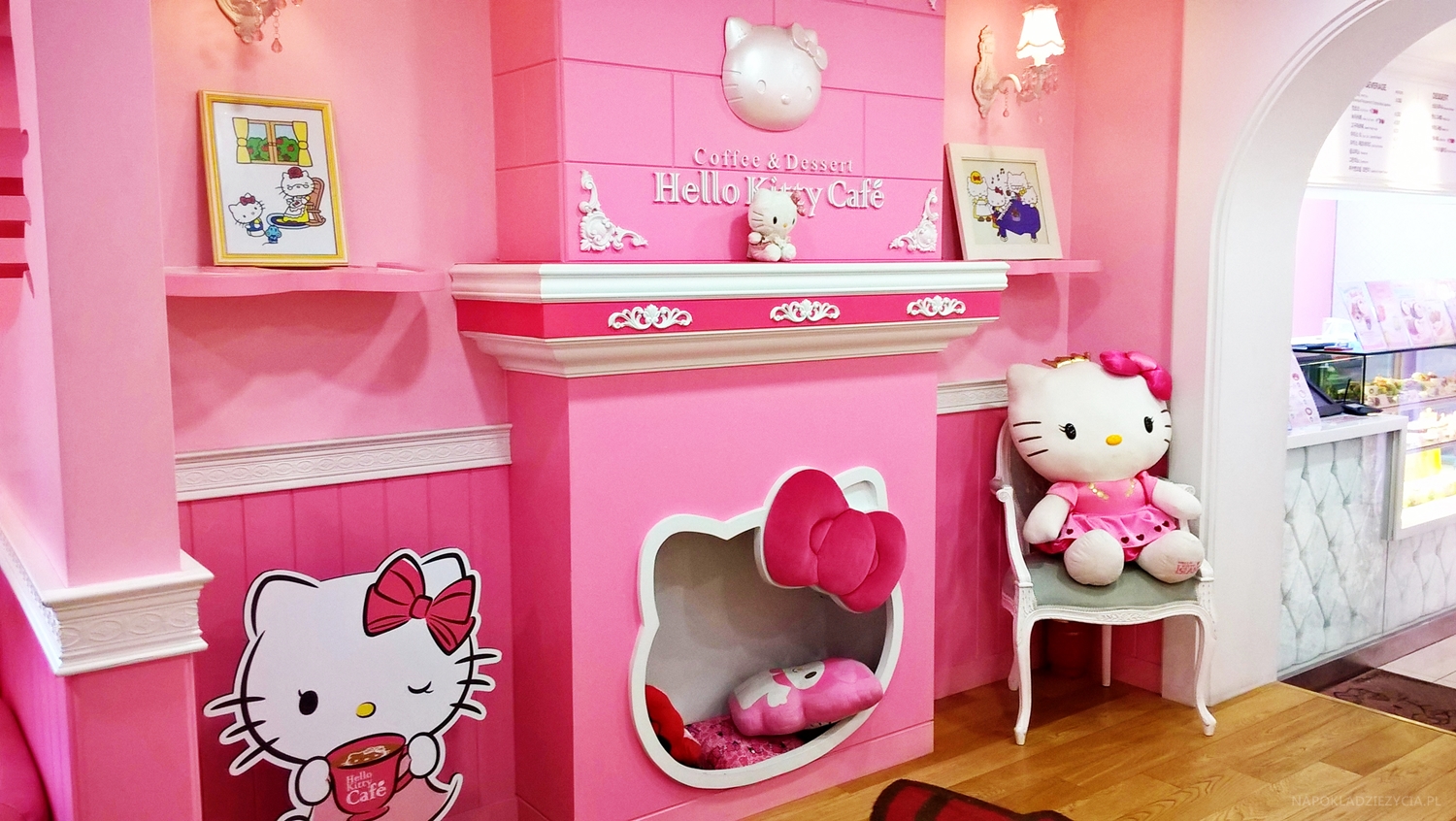 co zobaczyć Seul Hello Kitty Cafe