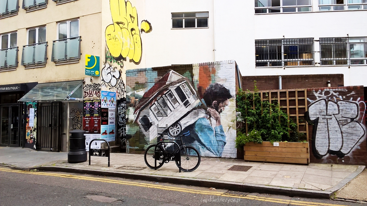 SZTUKA ULICZNA W LONDYNIE: Shoreditch i Brick Lane