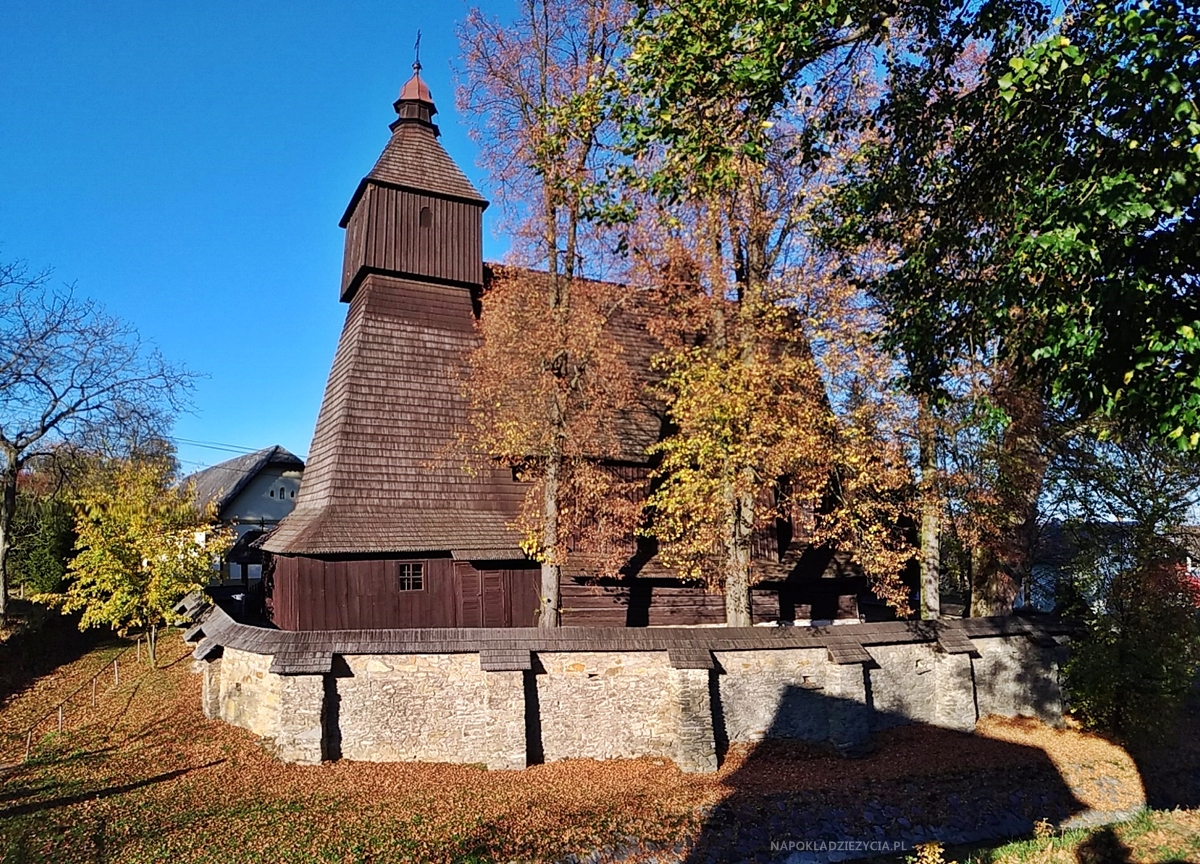 Bardejów, Słowacja: atrakcje w okolicy, Hervartov, drewniany kościół św. Franciszka z Asyżu