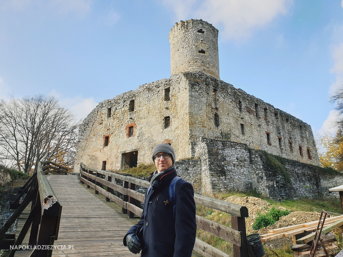 Najpiękniejsze zamki Szlaku Orlich Gniazd, trasa samochodowa: Zamek Lipowiec w Babicach